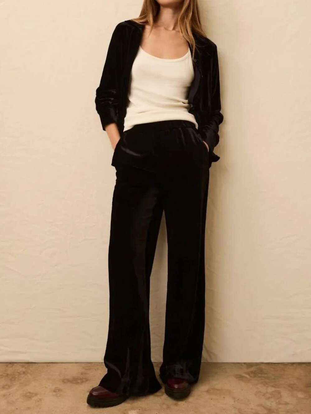 Faherty Wide Leg Velvet Genevieve Pants